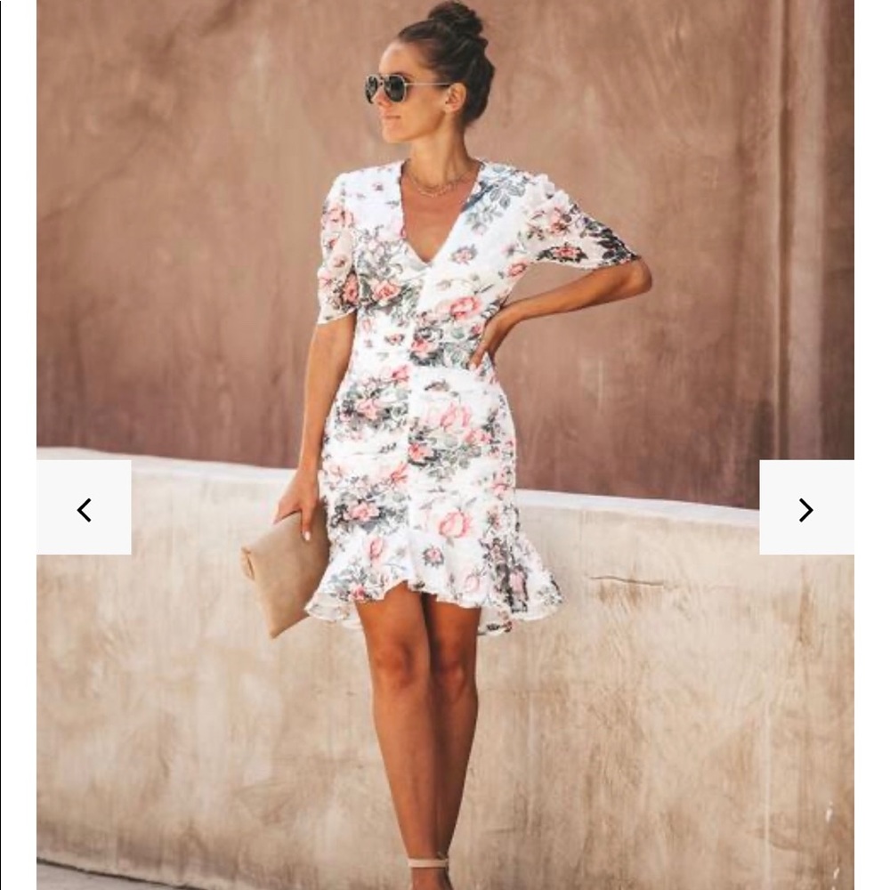 Vici Floral Ruched Dress